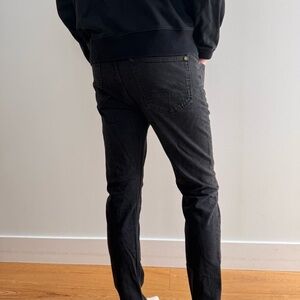 KINGS OF INDIGO BLACK JOHN LONG RISE SLIM JEANS - 32